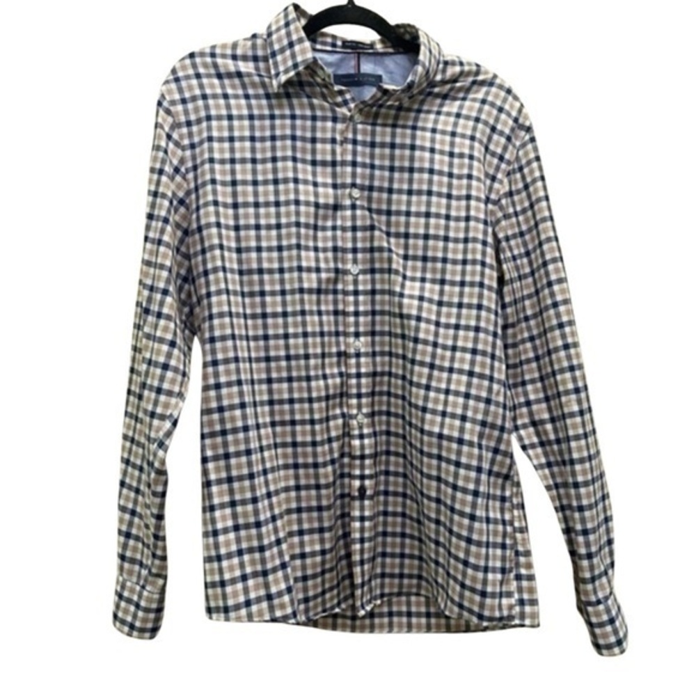 Tommy Hilfiger Men’s Slim Fit Non-Iron Plaid Button-Up – Size 15.5 / 32-3